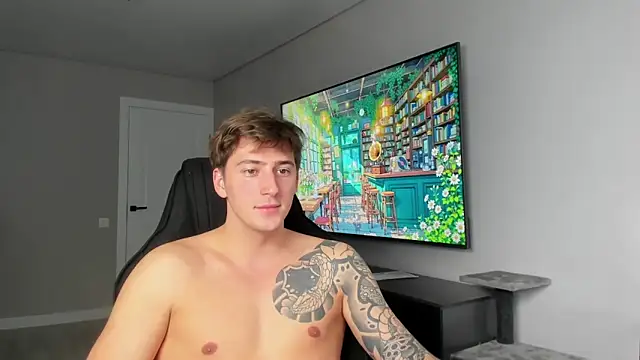 DaniHort online show from 04-13-26, 08:18