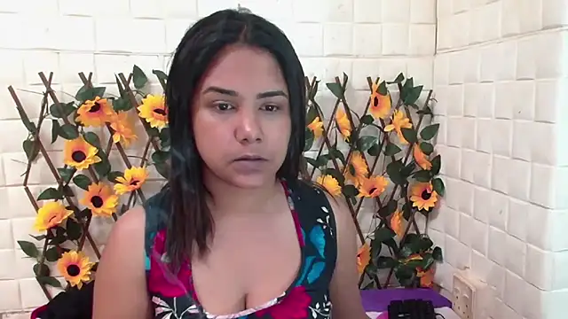Snapshot of IndiaSexyStripper4u chatting on 12-04-25, 04:33 IndiaSexyStripper4u online show from 12-04-25, 04:33