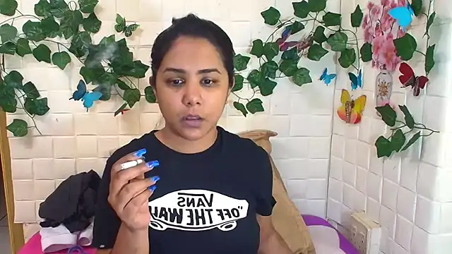 Snapshot of IndiaSexyStripper4u chatting on 09-15-25, 04:40 IndiaSexyStripper4u online show from 09-15-25, 04:40