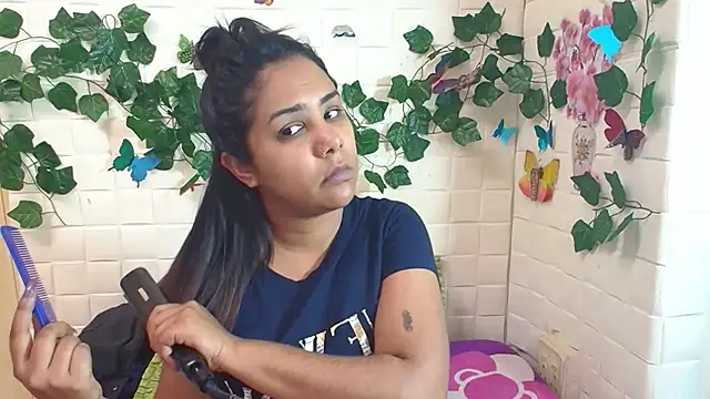 Snapshot of IndiaSexyStripper4u chatting on 09-13-25, 05:24 IndiaSexyStripper4u online show from 09-13-25, 05:24