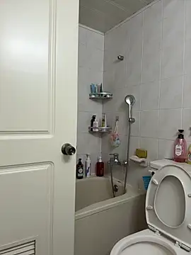 Snapshot of zack23088 chatting on 12-13-25, 11:33 zack23088 online show from 12-13-25, 11:33