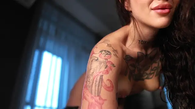 megamizuki online show from 11-08-25, 10:41