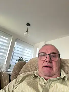 mke1874 online show from 06-15-26, 02:50