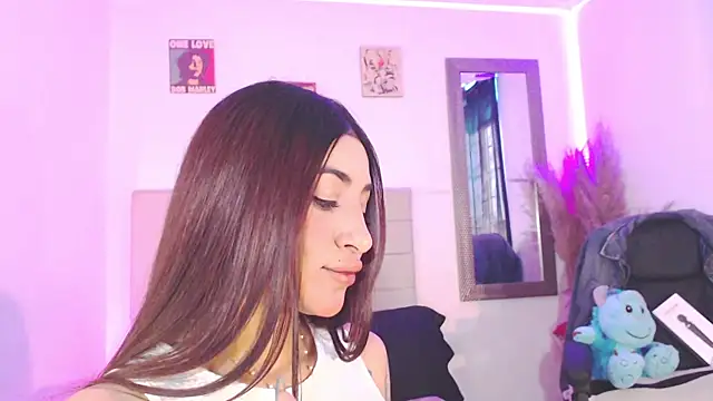 Anna belly online show from 12-18-25, 12:42