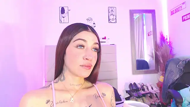 Snapshot of Anna_belly chatting on 05-02-26, 06:24 Anna belly online show from 05-02-26, 06:24