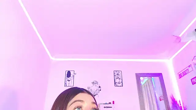 Snapshot of Anna_belly chatting on 05-07-26, 05:05 Anna belly online show from 05-07-26, 05:05