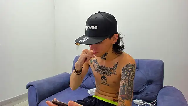 StraightBoy Nick online show from 03-10-26, 05:33