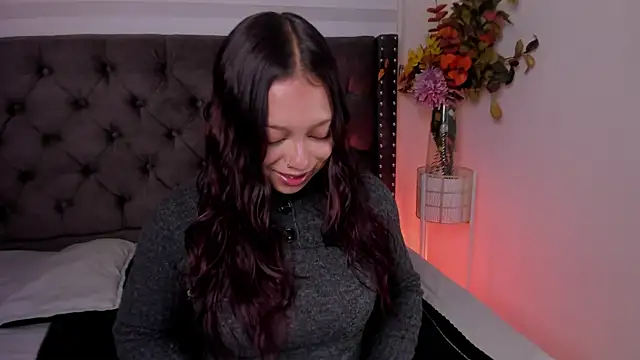 Snapshot of Missy_davis chatting on 02-11-26, 07:58 Missy davis online show from 02-11-26, 07:58