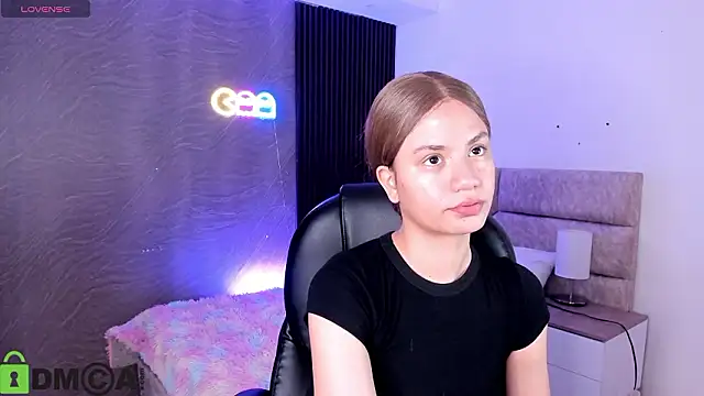 Arinextdoor online show from 02-28-26, 03:28