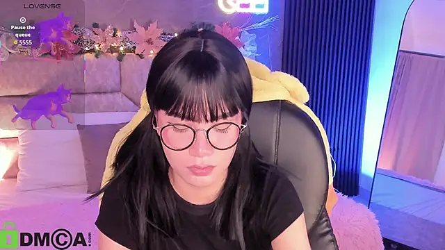 Arinextdoor online show from 12-01-25, 12:22