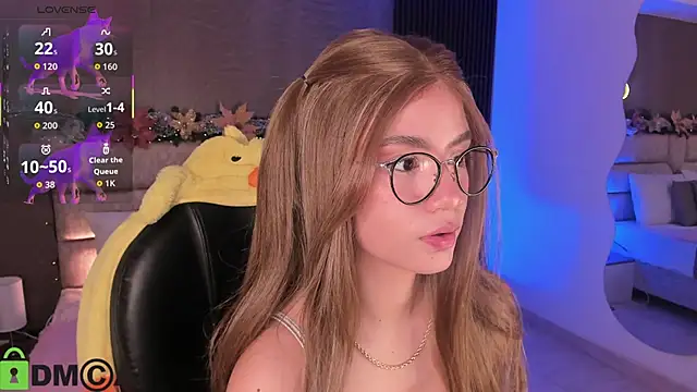 Arinextdoor online show from 11-28-25, 10:54