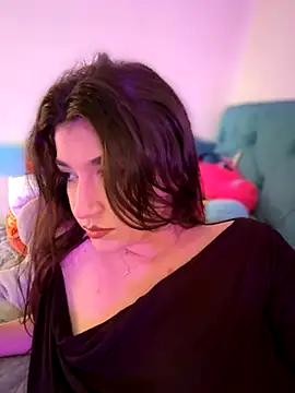 ScarletBloom  online show from 10-21-25, 12:37