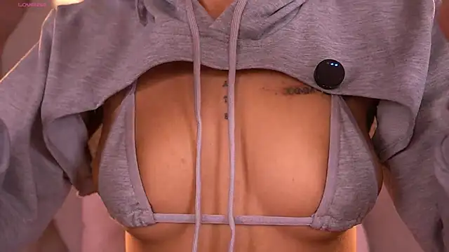 violeth     online show from 12-19-25, 01:13