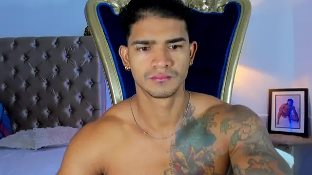 antonio  444 online show from 10-04-25, 10:17