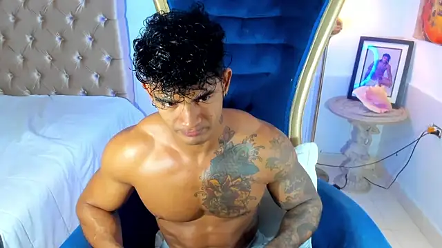 Snapshot of antonio__444 chatting on 05-23-26, 07:57 antonio 444 online show from 05-23-26, 07:57