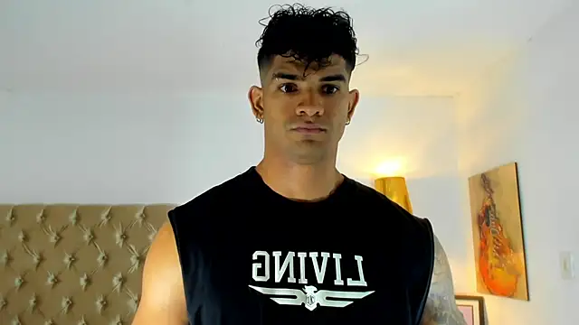 Snapshot of antonio__444 chatting on 07-06-26, 01:12 antonio 444 online show from 07-06-26, 01:12