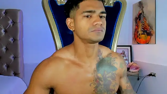 Snapshot of antonio__444 chatting on 01-17-26, 08:51 antonio 444 online show from 01-17-26, 08:51