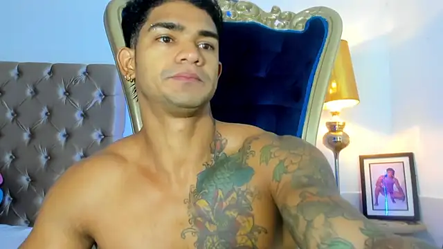 antonio  444 online show from 10-10-25, 11:33