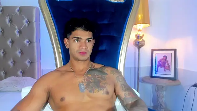 antonio  444 online show from 09-26-25, 09:16