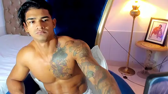 antonio  444 online show from 10-25-25, 10:58