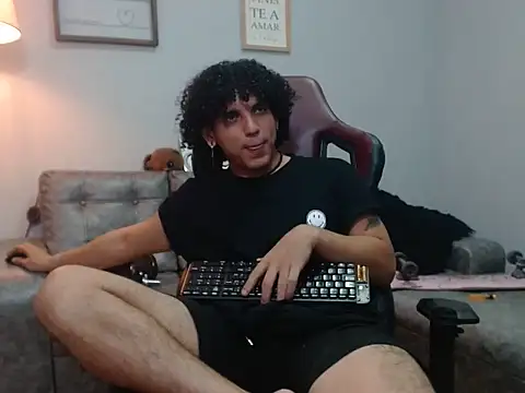 Xfire boy69 online show from 11-06-25, 06:34