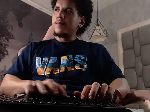 Snapshot of Xfire_boy69 chatting on 02-05-26, 02:51 Xfire boy69 online show from 02-05-26, 02:51