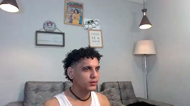 Xfire boy69 online show from 11-26-25, 02:28