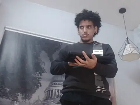 Snapshot of Xfire_boy69 chatting on 03-03-26, 01:12 Xfire boy69 online show from 03-03-26, 01:12