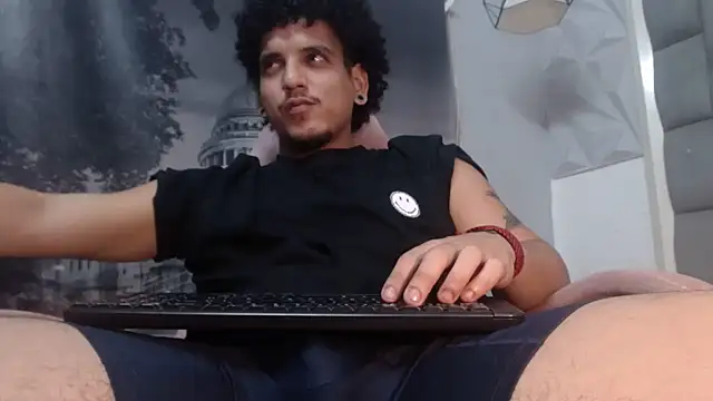 Snapshot of Xfire_boy69 chatting on 02-26-26, 03:56 Xfire boy69 online show from 02-26-26, 03:56