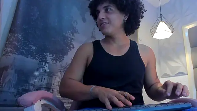 Xfire boy69 online show from 10-24-25, 03:27