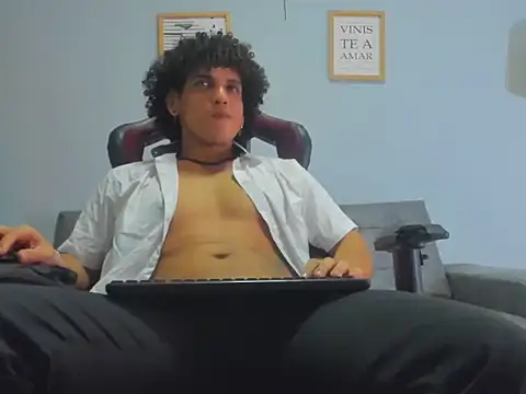 Xfire boy69 online show from 09-09-25, 09:35