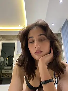 Snapshot of AriaXFlirt chatting on 11-04-25, 09:13 AriaXFlirt online show from 11-04-25, 09:13