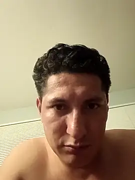 Snapshot of Zetaloco26 chatting on 09-25-25, 04:29 Zetaloco26 online show from 09-25-25, 04:29