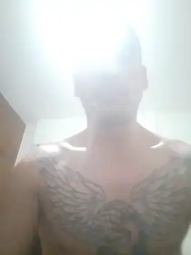 bigandstrong2217 online show from 04-15-26, 12:05