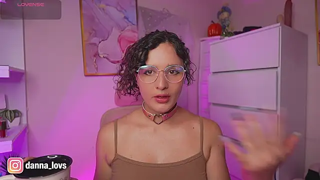 Dannaa Lovs online show from 10-21-25, 05:12