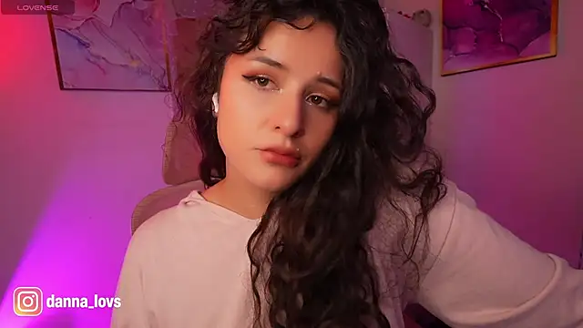 Snapshot of Dannaa_Lovs chatting on 05-21-26, 02:03 Dannaa Lovs online show from 05-21-26, 02:03