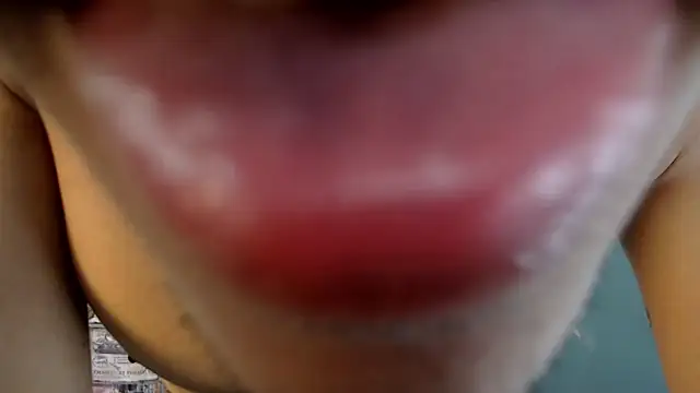 Snapshot of Derek_Storm_ chatting on 11-13-25, 12:09 Derek Storm online show from 11-13-25, 12:09