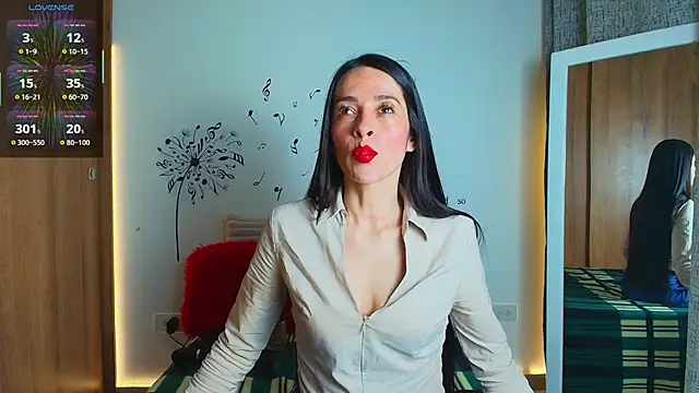 Sophia k Rk online show from 12-21-25, 10:10