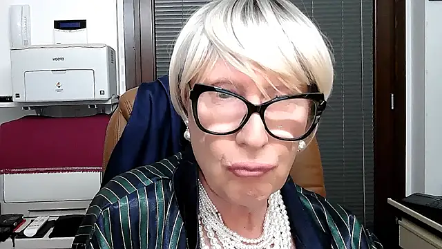 ROBY SWEETHOT online show from 10-18-25, 10:12