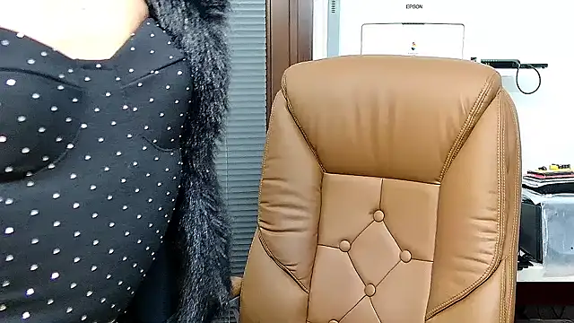 ROBY SWEETHOT online show from 12-20-25, 10:01