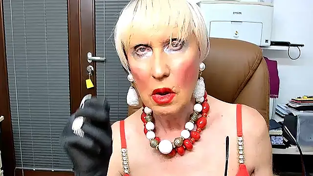 ROBY SWEETHOT online show from 12-16-25, 10:25