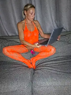 Bellarose xx online show from 09-16-25, 07:04