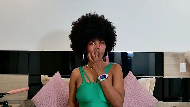 BeckySalas online show from 12-18-25, 08:23