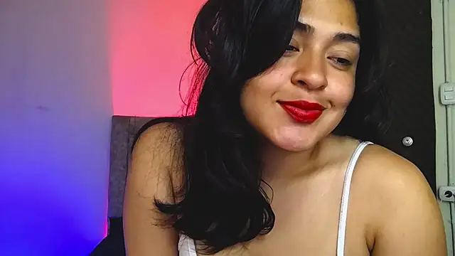 Snapshot of EmilyNoir1 chatting on 09-14-25, 12:44 EmilyNoir1 online show from 09-14-25, 12:44