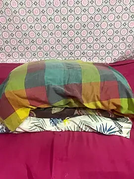 Snapshot of chandiqueen chatting on 09-26-25, 07:48 chandiqueen online show from 09-26-25, 07:48