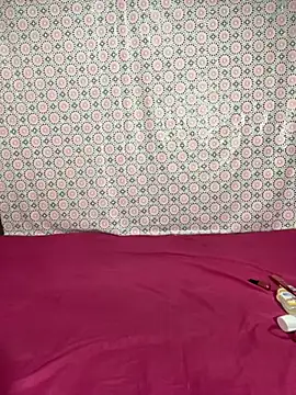 Snapshot of chandiqueen chatting on 10-23-25, 08:13 chandiqueen online show from 10-23-25, 08:13