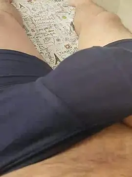 ScuffingBungalow online show from 11-07-25, 07:07