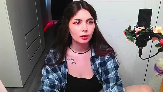 peachyness online show from 04-27-26, 05:00