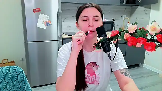 peachyness online show from 01-06-26, 04:44