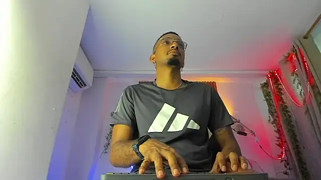 Darwin mayo online show from 04-07-26, 05:15